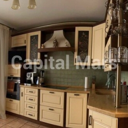 Аренда 2-комн квартиры на вторичном рынке Волжский бульвар,  д. 11