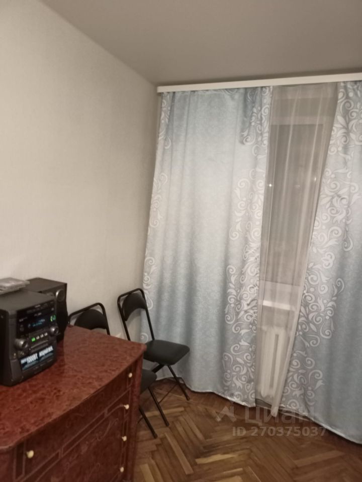 Аренда 2-комн квартиры на вторичном рынке Пушкин, Ленинградская улица, 16