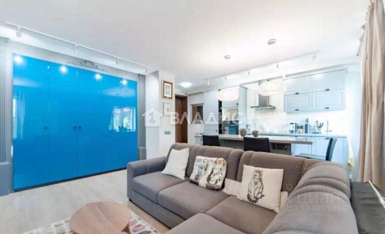 Продажа 2-комн квартиры на вторичном рынке Комсомольский проспект, 9А