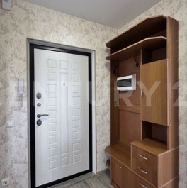 Продажа 1-комн квартиры на вторичном рынке проспект Королёва,  д. 68