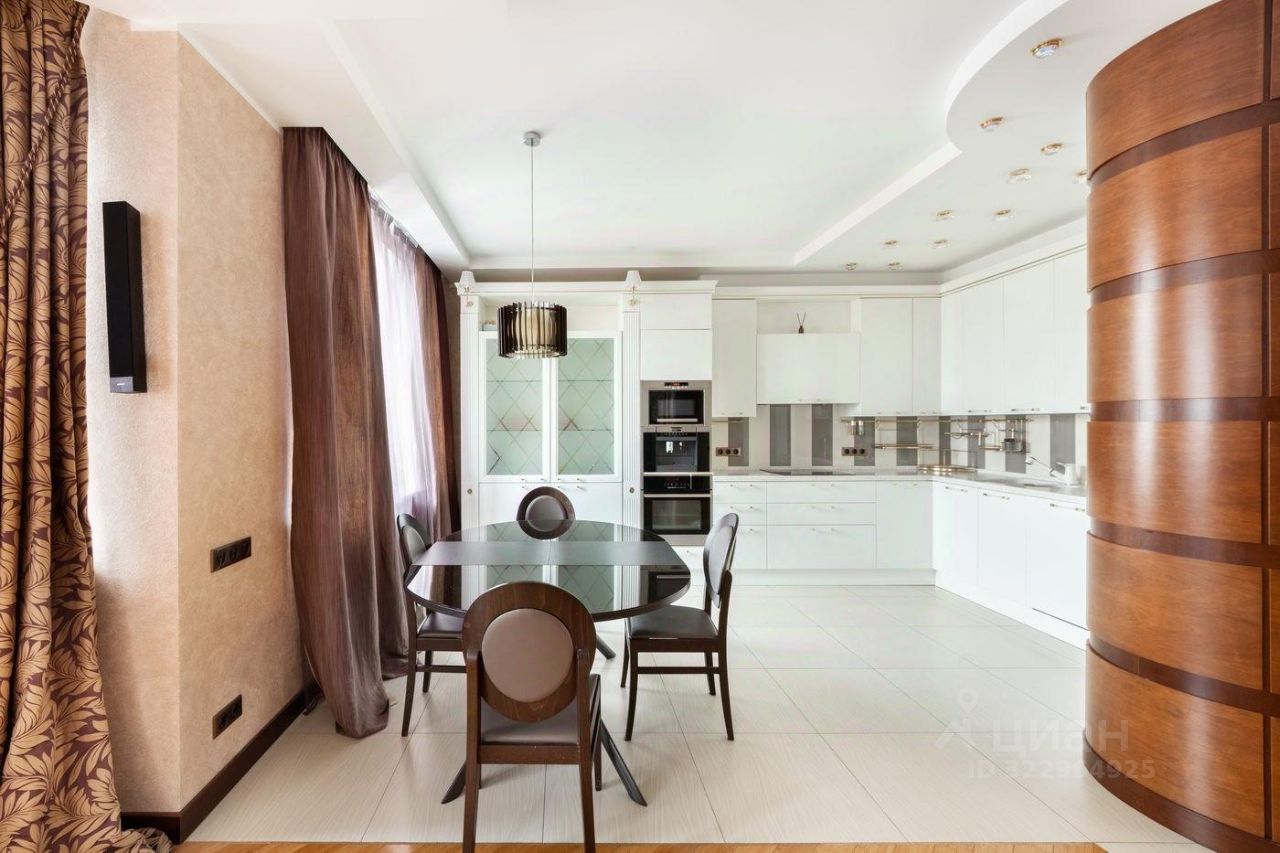 Продажа 4-комн квартиры на вторичном рынке Карамышевская набережная, 48К2