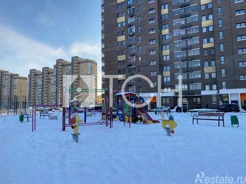 Продажа 2-комн квартиры на вторичном рынке Свердловский, Строителей ул,  д. 3