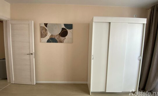 Продажа 2-комн квартиры на вторичном рынке Битца, Южный бульвар