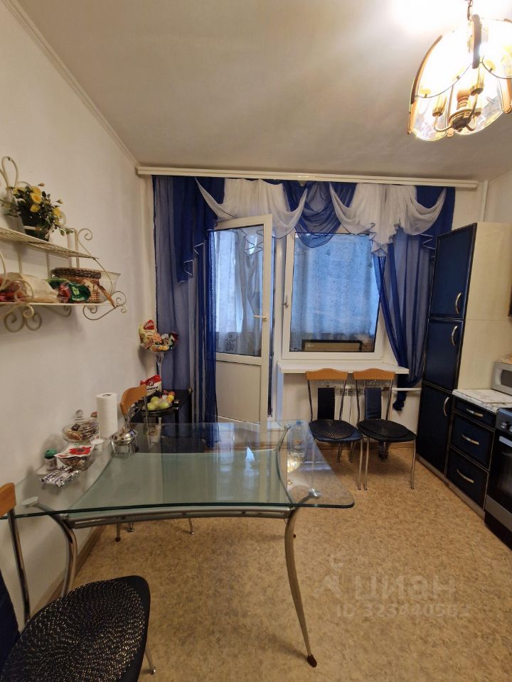 Аренда 3-комн квартиры на вторичном рынке Мичуринский проспект, 19К2