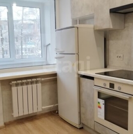 Продажа 2-комн квартиры на вторичном рынке Серпухов, Октябрьская улица,  д. 32