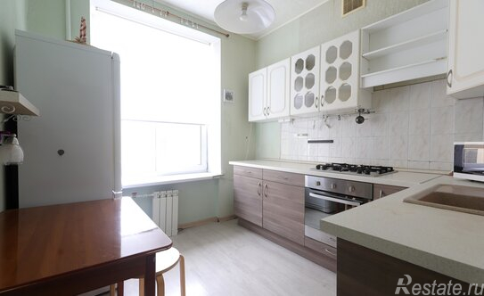 Продажа 2-комн квартиры на вторичном рынке Суворовский пр-кт,  д. 16/13