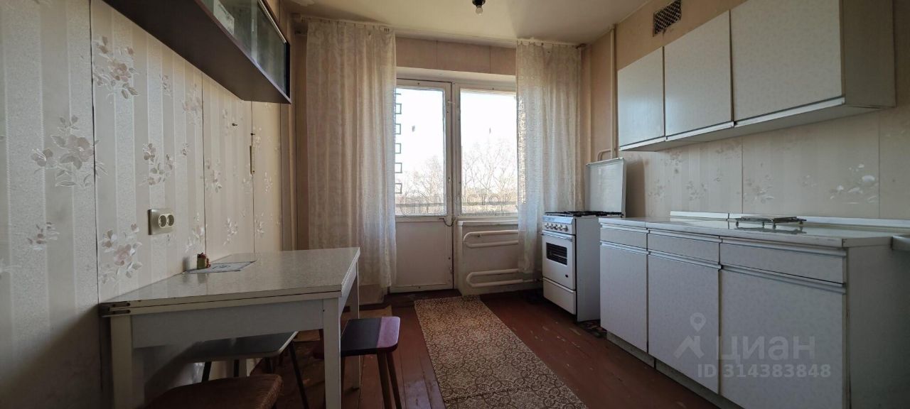 Продажа 1-комн квартиры на вторичном рынке Жуковский, улица Чкалова, 7к2