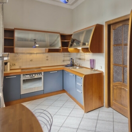 Продажа 3-комн квартиры на вторичном рынке Гагаринский переулок