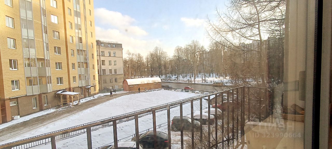 Продажа 3-комн квартиры на вторичном рынке Сердобольская улица, 11