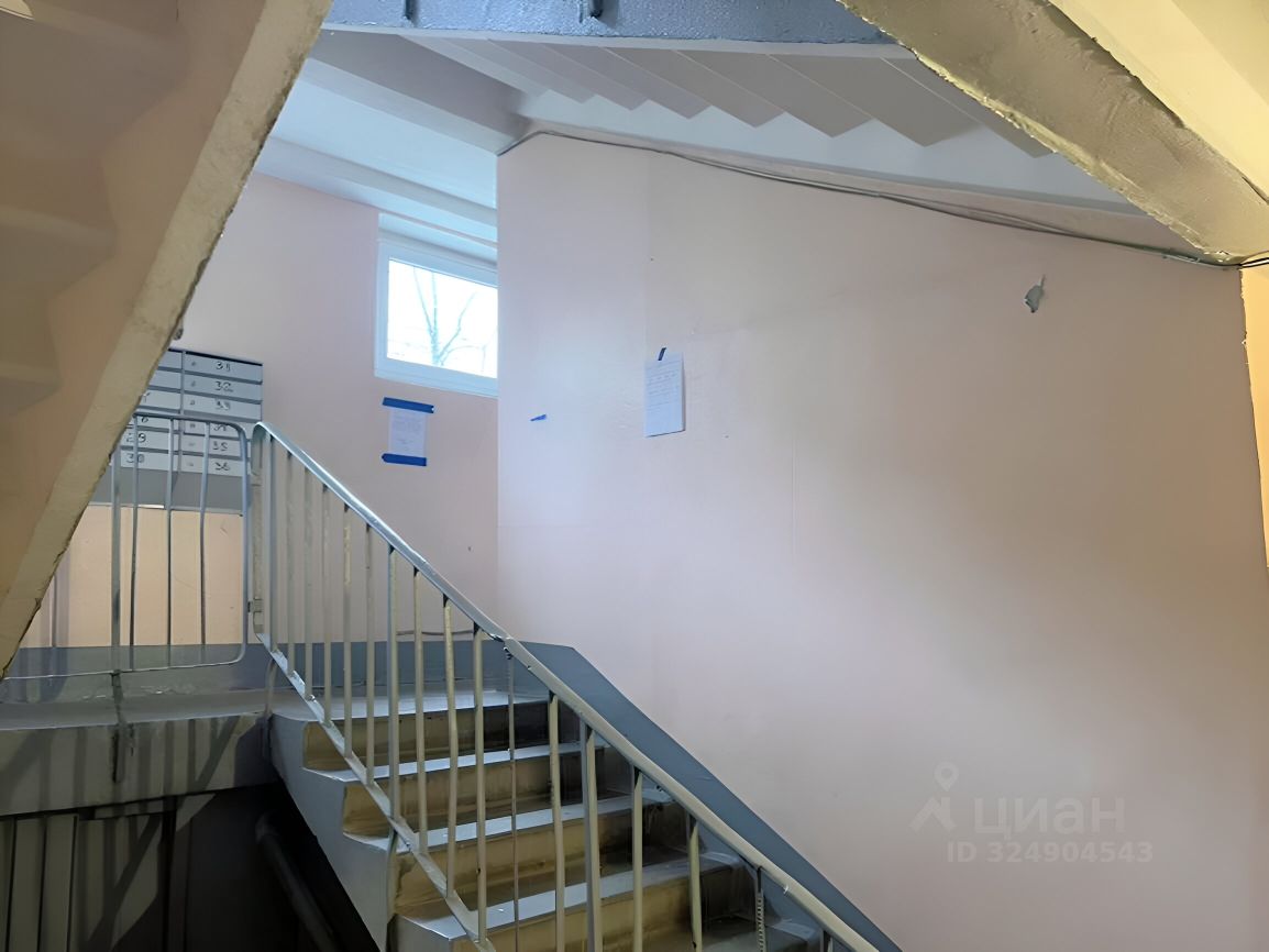 Продажа 3-комн квартиры на вторичном рынке Ленская улица, 10К2