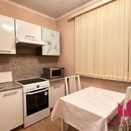 Аренда 1-комн квартиры на вторичном рынке Высокая улица,  д. 12