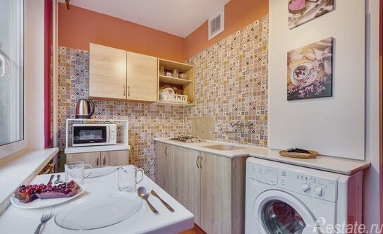 Аренда 1-комн квартиры на вторичном рынке Альпийский переулок,  д. 45