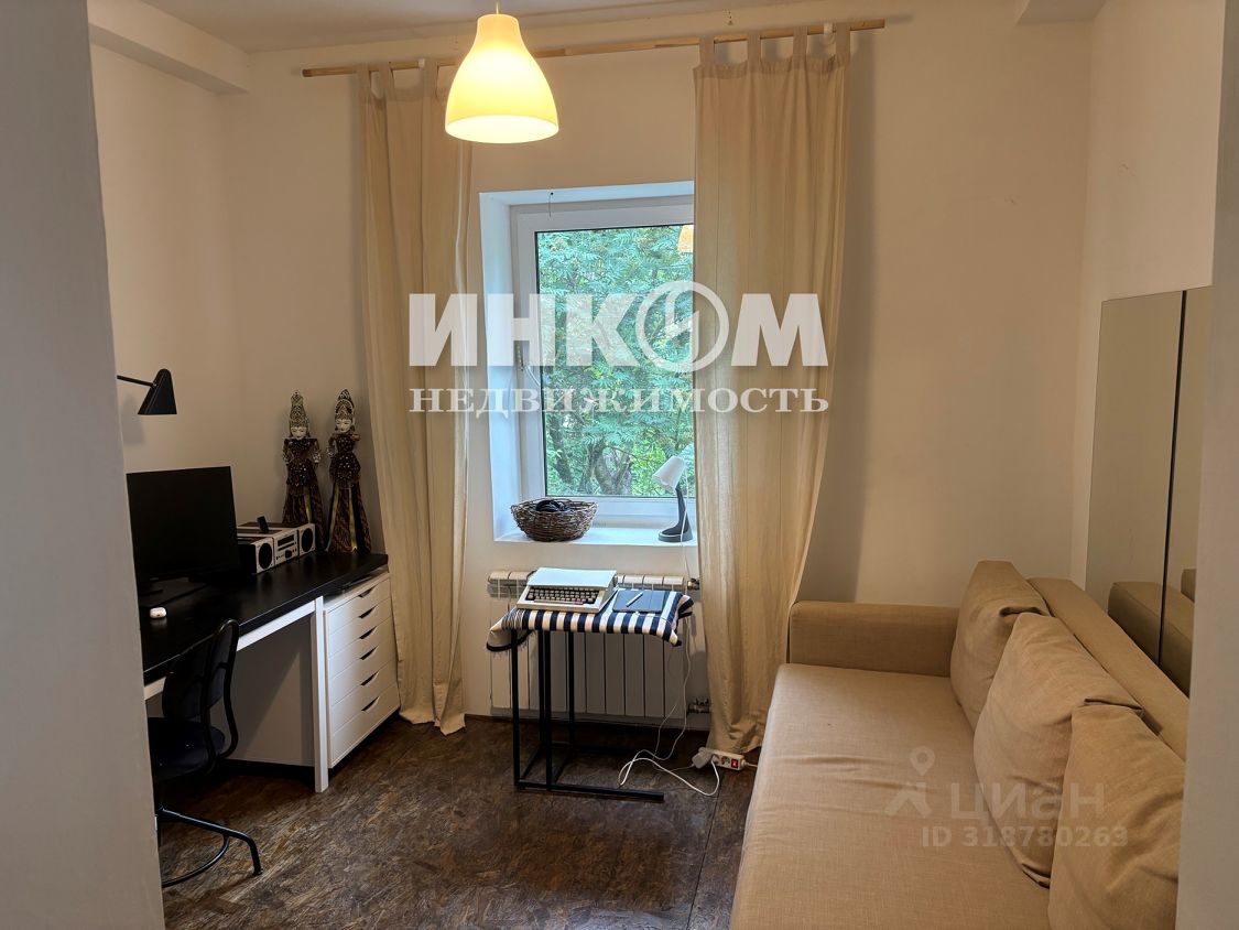 Продажа 3-комн квартиры на вторичном рынке Истра, Советская улица, 35