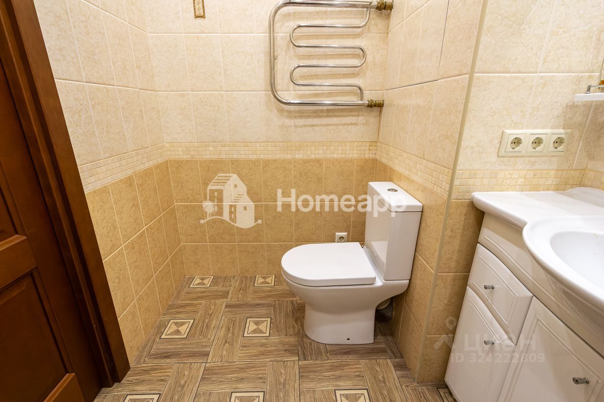 Продажа 3-комн квартиры на вторичном рынке улица Циолковского, 7