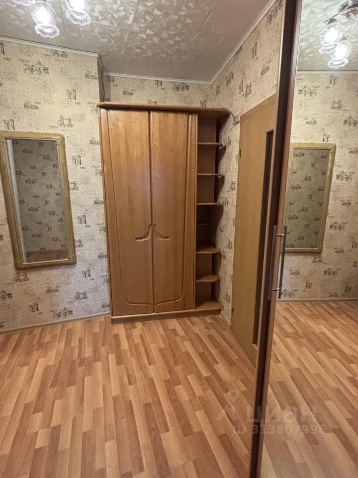 Аренда 2-комн квартиры на вторичном рынке проспект Обуховской обороны, 110К1