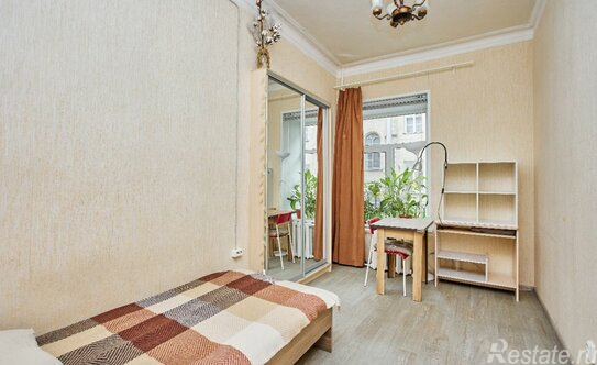 Продажа 3-комн квартиры на вторичном рынке Гороховая ул,  д. 34