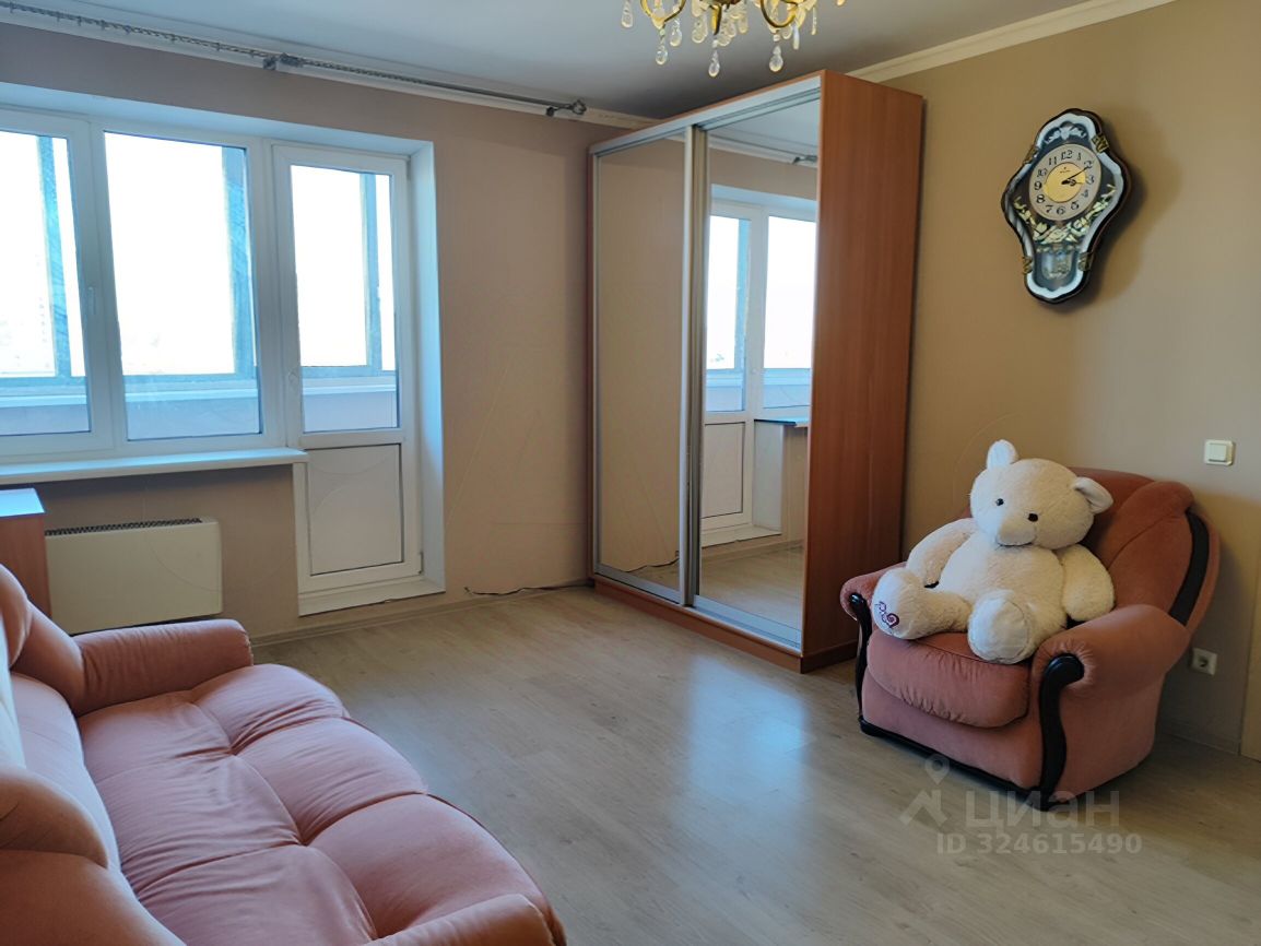 Продажа 1-комн квартиры на вторичном рынке Байконурская улица, 24