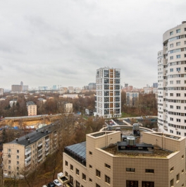 Продажа 4-комн квартиры на вторичном рынке проспект Маршала Жукова,  д. 78