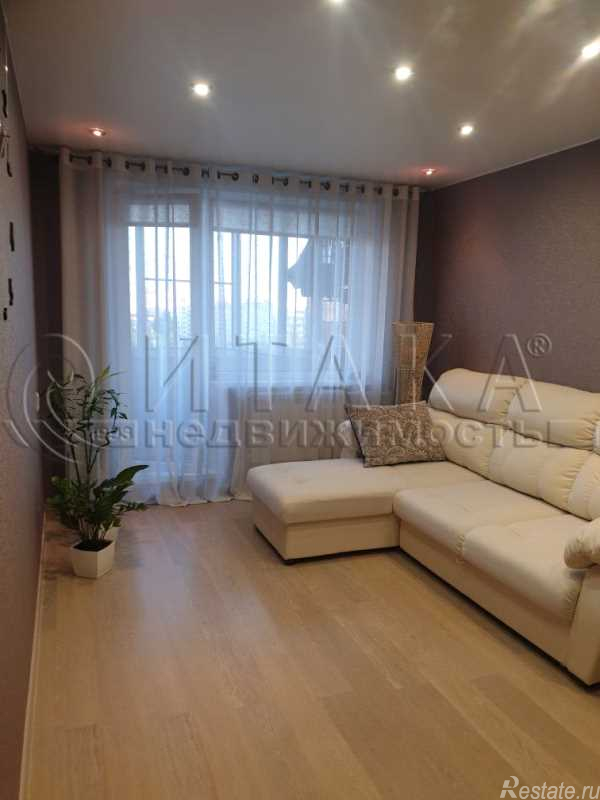 Продажа 2-комн квартиры на вторичном рынке Кингисепп, Большой,  д. 11