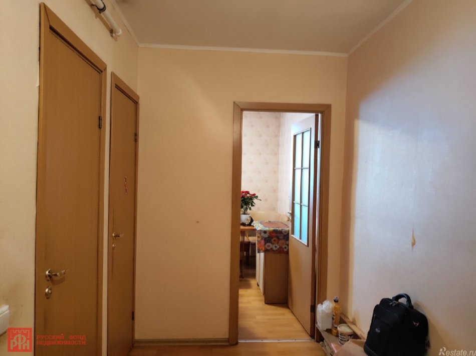 Продажа комнаты Красное Село г., Гатчинское шос.,  д. 8,  к. 1