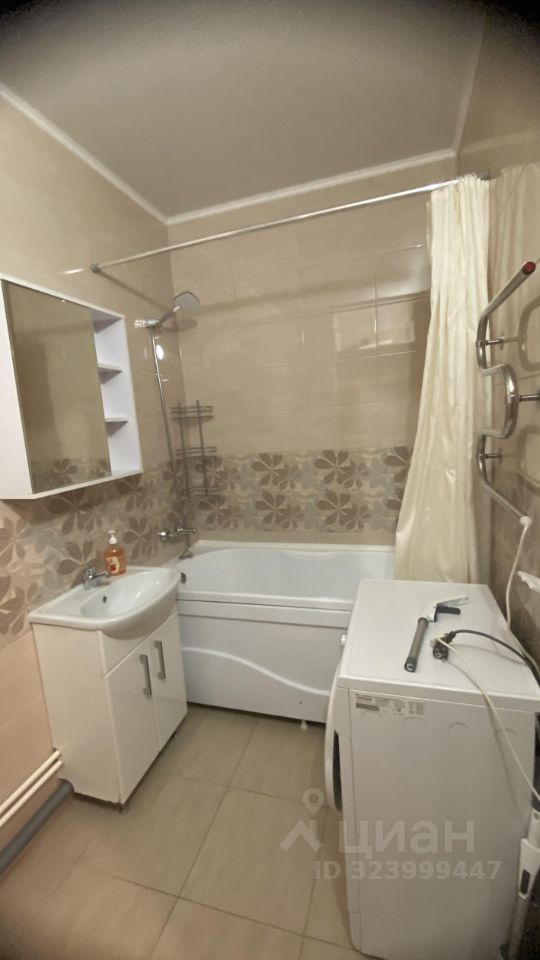 Аренда 1-комн квартиры на вторичном рынке Комендантский проспект, 64к1