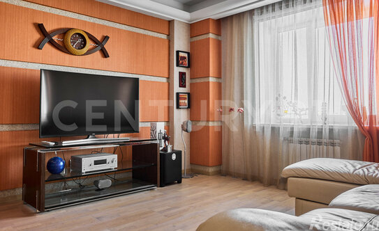 Продажа 4-комн квартиры на вторичном рынке Морская наб,  д. 37,  к. 2