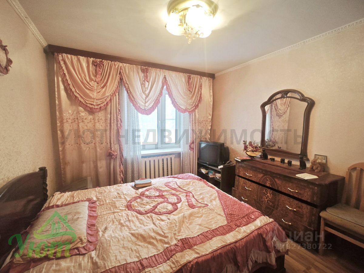 Продажа 3-комн квартиры на вторичном рынке Малаховка пгт, шоссе Быковское, 55