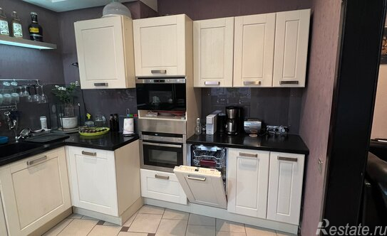 Продажа 3-комн квартиры на вторичном рынке Энтузиастов пр-кт,  д. 38