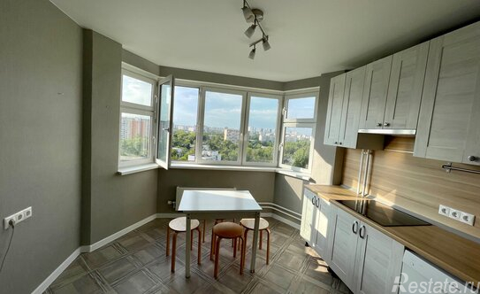 Продажа 2-комн квартиры на вторичном рынке Русанова проезд,  д. 9