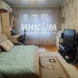 Продажа 2-комн квартиры на вторичном рынке Петрозаводская улица,  д. 15 к1