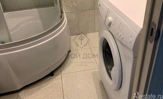 Продажа 2-комн квартиры на вторичном рынке Рождественская улица,  д. 33