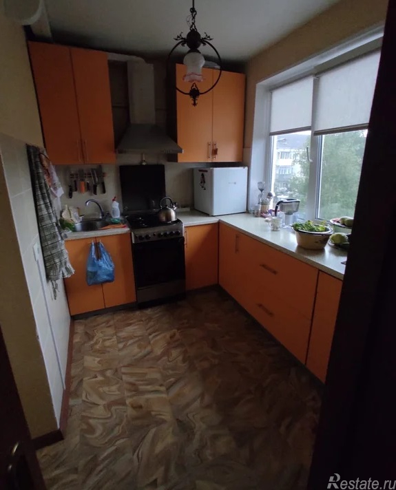 Продажа 3-комн квартиры на вторичном рынке Серпухов, Джона Рида, 28