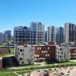 Продажа 1-комн квартиры на вторичном рынке Мурино г, Петровский б-р,  д. 7