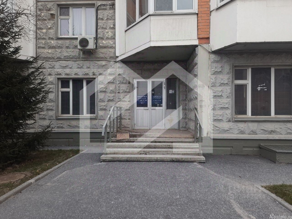 Продажа торгового помещения ул Лухмановская,  д. 34