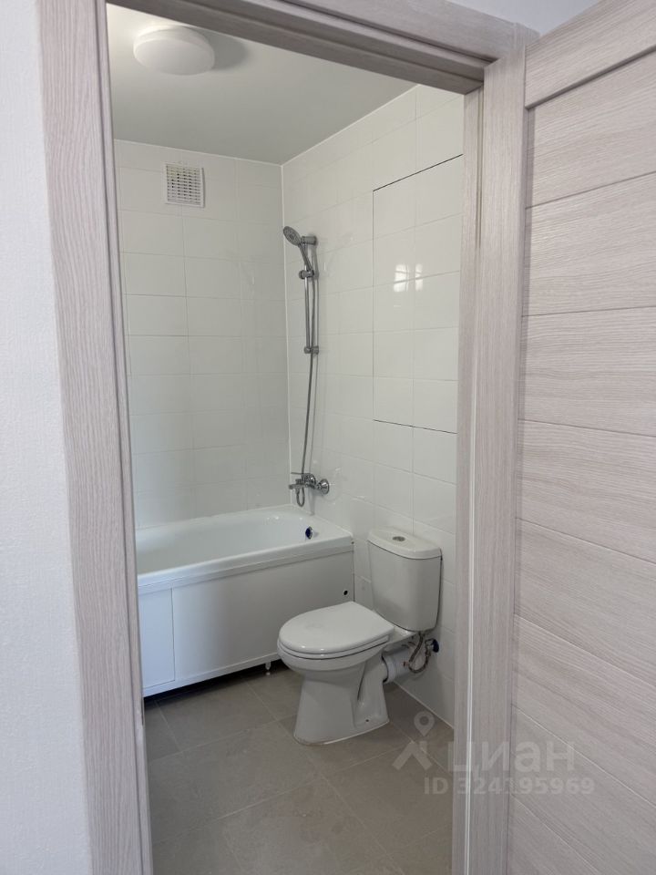 Продажа 3-комн квартиры на вторичном рынке Кусковская улица, 12/1