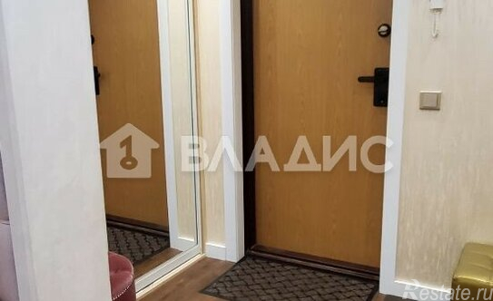 Продажа 2-комн квартиры на вторичном рынке ул Винокурова,  д. 2