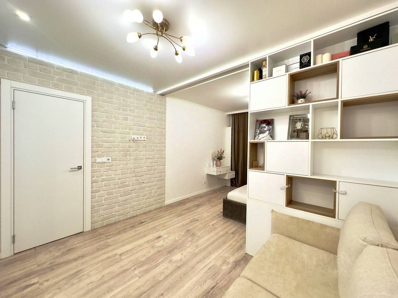 Продажа 1-комн квартиры на вторичном рынке проспект Косыгина, 34к1