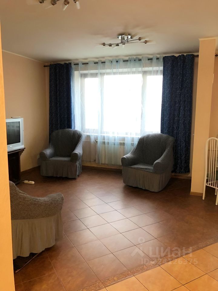 Аренда 2-комн квартиры на вторичном рынке Высоковольтный проезд,  д. 1к6