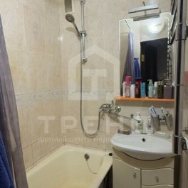 Продажа 3-комн квартиры на вторичном рынке Белградская улица,  д. 10 к1