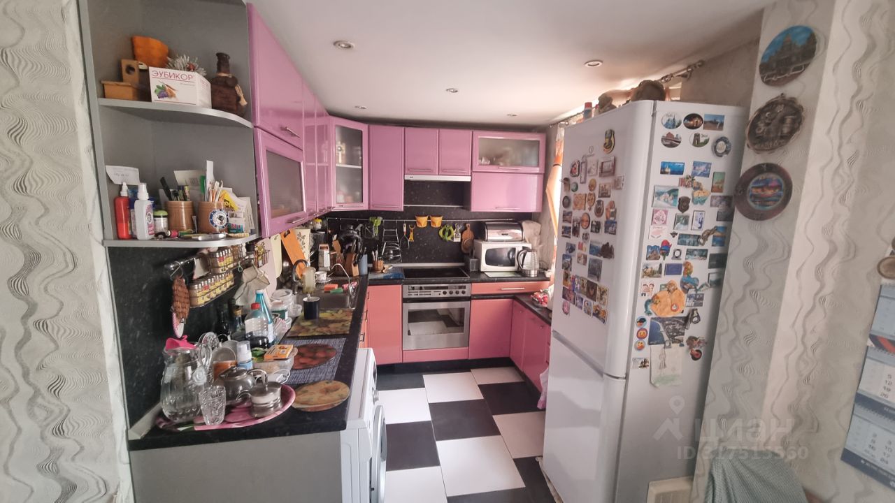 Продажа 4-комн квартиры на вторичном рынке Колпино, Тверская улица, 33