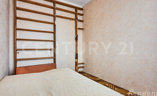 Продажа 2-комн квартиры на вторичном рынке Наличная улица,  д. 40 к4