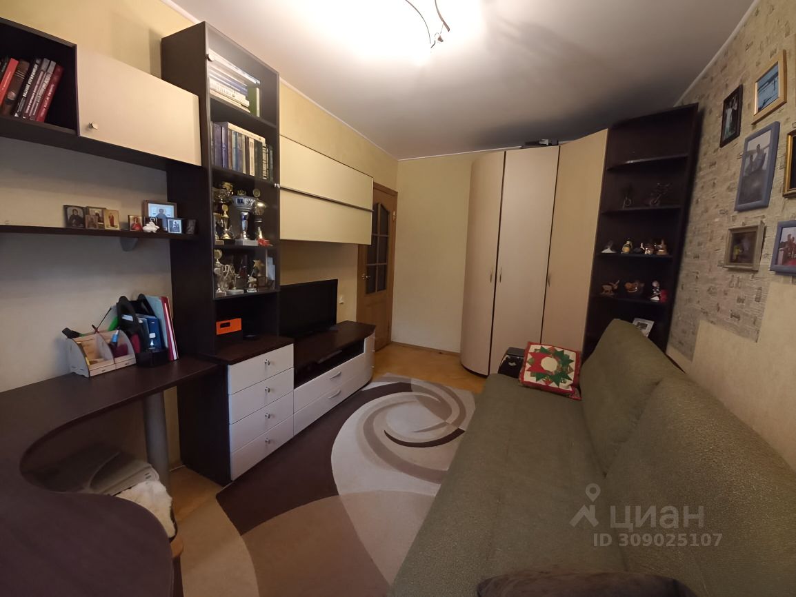 Продажа 3-комн квартиры на вторичном рынке Красногорск, улица Ленина, 47к1