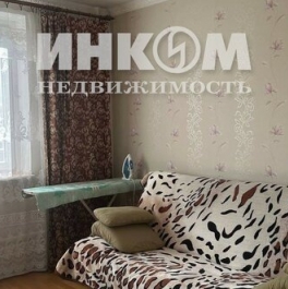 Продажа 4-комн квартиры на вторичном рынке Маршала Савицкого ул,  д. 4 к2