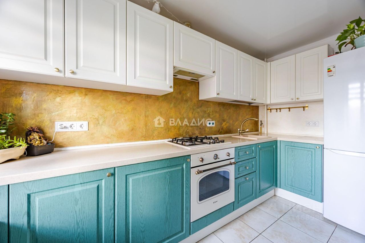 Продажа 1-комн квартиры на вторичном рынке Витебский проспект, 63