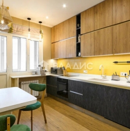 Продажа 2-комн квартиры на вторичном рынке Домодедово г, Белые Столбы мкр, Московская 2-я ул,  д. 60