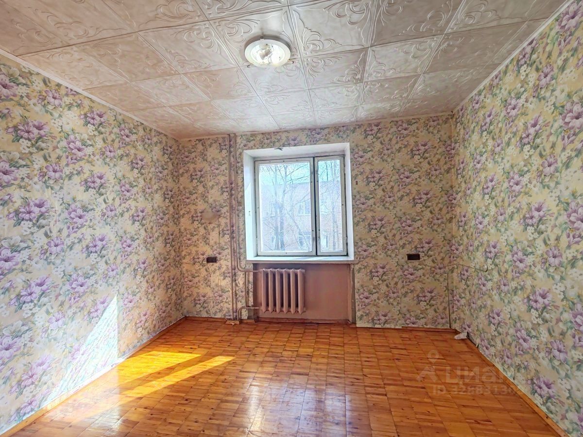 Продажа 2-комн квартиры на вторичном рынке Лесной Городок пгт, улица Фасадная, 8к6