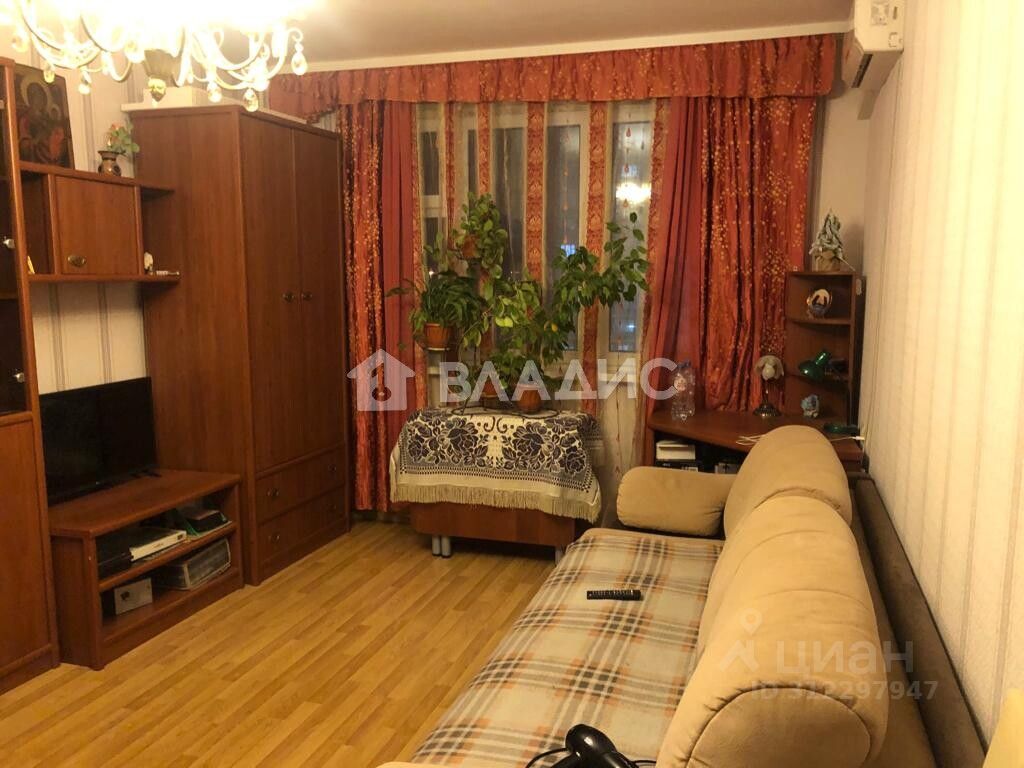 Продажа 4-комн квартиры на вторичном рынке Челобитьевское шоссе, 14к2