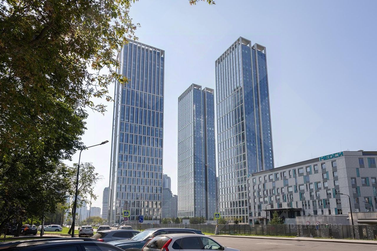 Продажа 3-комн квартиры на вторичном рынке Мичуринский проспект, 56