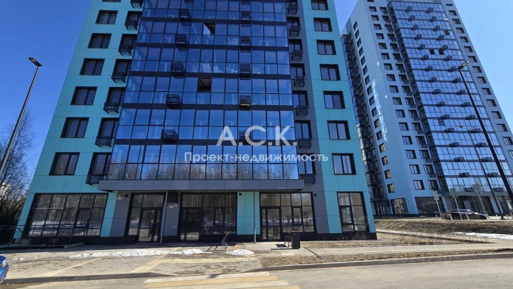 Продажа 2-комн квартиры на вторичном рынке Андреевка Лайф ЖК, Андреевка пгт,  д. 1к2