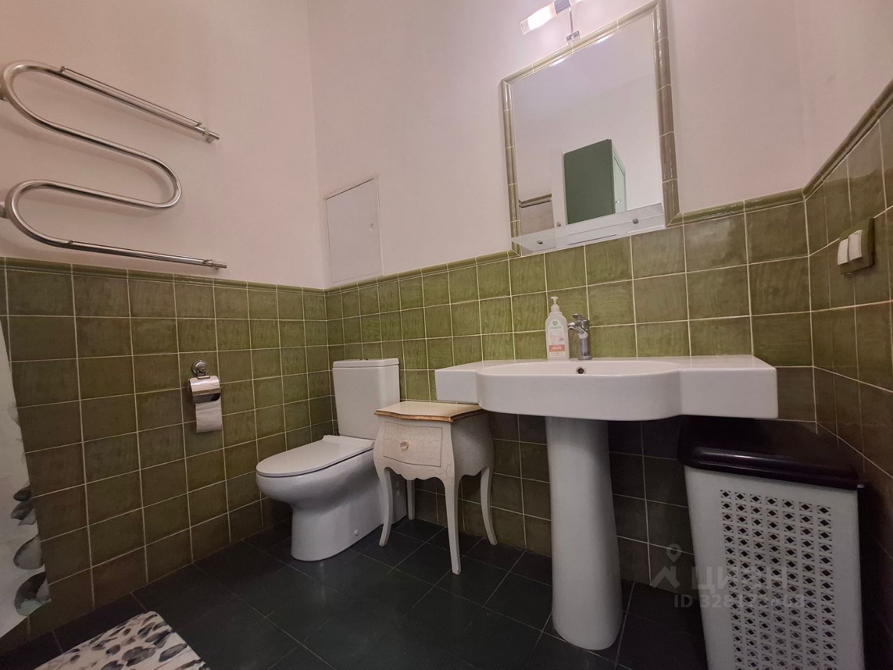 Продажа 1-комн квартиры на вторичном рынке Новогорск мкр, улица Ивановская, 53к3